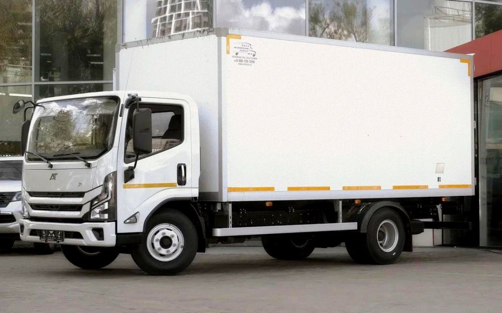 Купить Ambertruck JM 93М Грузовик фургон изотермический из сэндвич-панелей ППУ-60